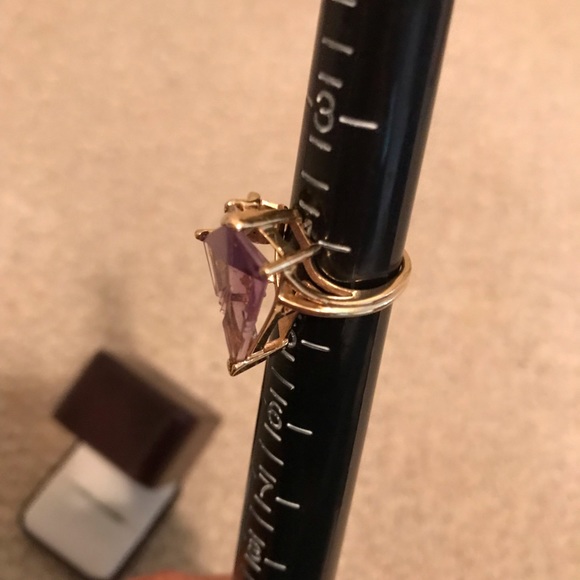 Amethyst fantasy ring 14k setting/ with Diamond accents - Picture 7 of 14